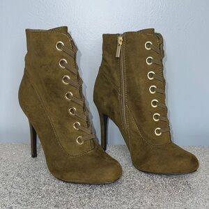 Anne Michelle Khaki Lace-Up Heeled Ankle Boots Size 8